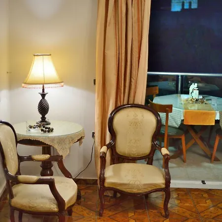 Fillis Luxury Maisonette *